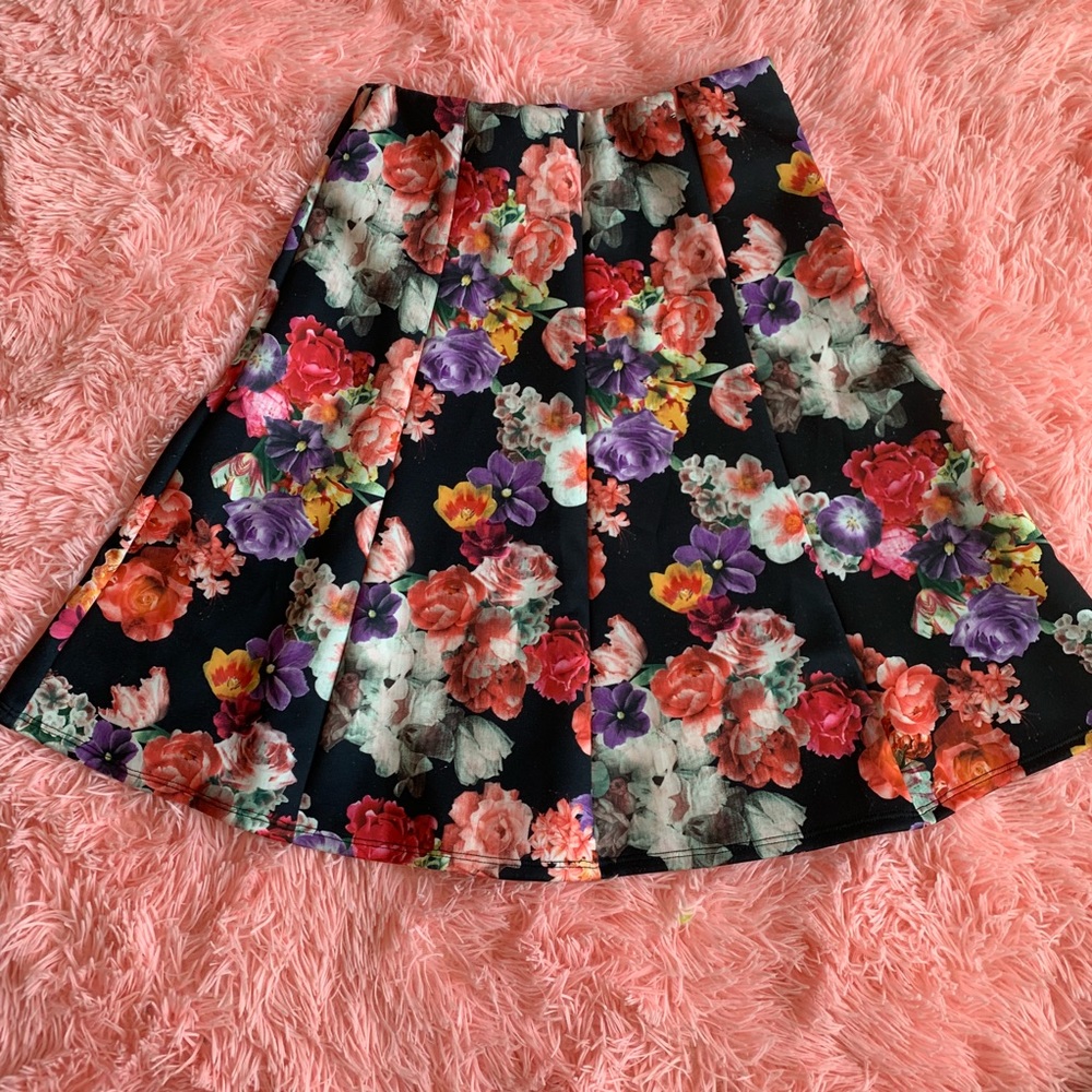 Floral midi skirt